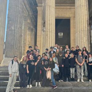 51697dfa-9349-44f8-be5e-a52976a3628e_original