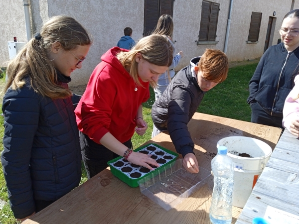 C&#039;est le printemps, les activités au jardin s&#039;enchaînent !